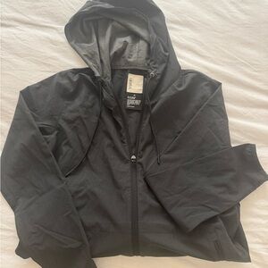 Women’s Vuori Outdoor Trainer Shell in Black Heather